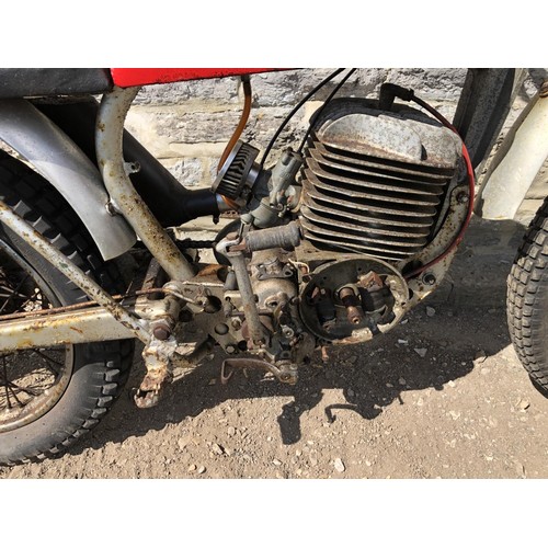 194 - Greeves Anglian trials bike
Frame No: 24THSB178
Garage stored for some time
No documents
Will need r... 