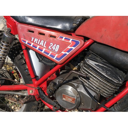 174 - Fantic Trial 240 trials bike
Garage stored for some time
No documents
Will need re-commisioning