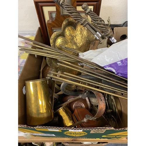 494 - A barometer, a brass bucket, and assorted metalwares (qty)