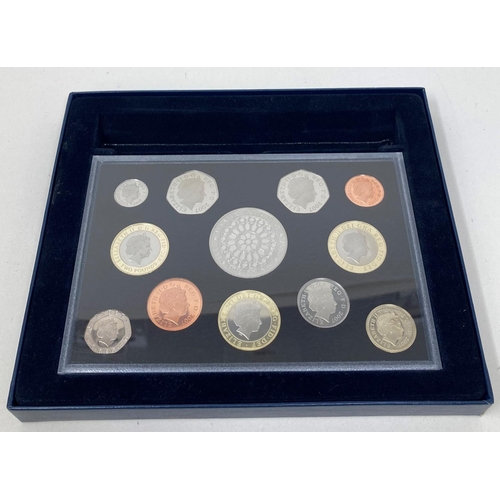 113 - Five Royal Mint year proof coin collection sets, 2005, 2007 (2), 2010 and 2011 (5)