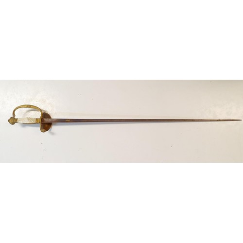 200 - A court sword, with a brass guard decorated in the Italian taste, with mother of pearl handle, 91 cm... 