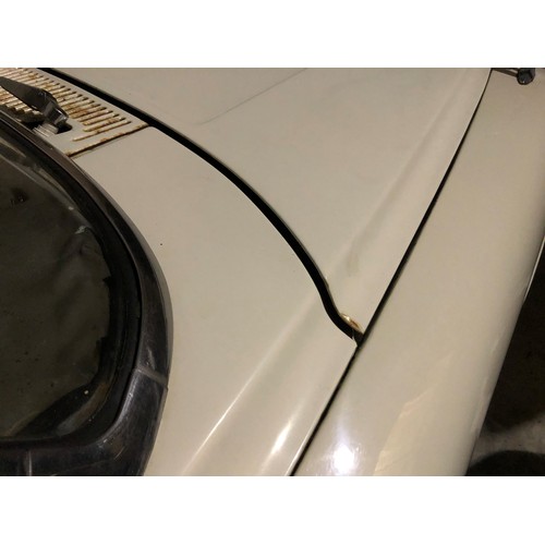 49 - ***Estimate reduced to £3,000-4,000***
1962 Ford Zephyr Zodiac
Registration number 132 PRL
White
Bee... 