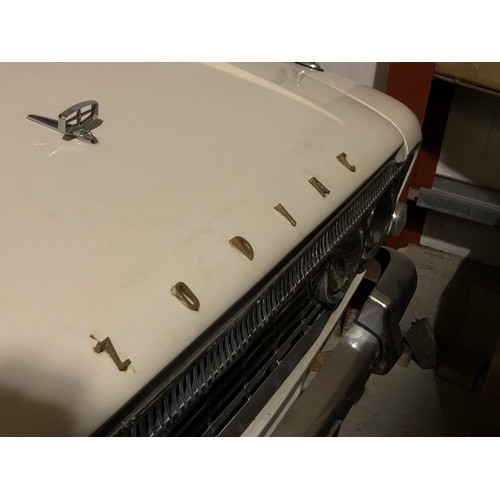 49 - ***Estimate reduced to £3,000-4,000***
1962 Ford Zephyr Zodiac
Registration number 132 PRL
White
Bee... 