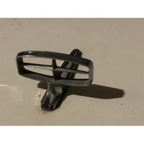 49 - ***Estimate reduced to £3,000-4,000***
1962 Ford Zephyr Zodiac
Registration number 132 PRL
White
Bee... 