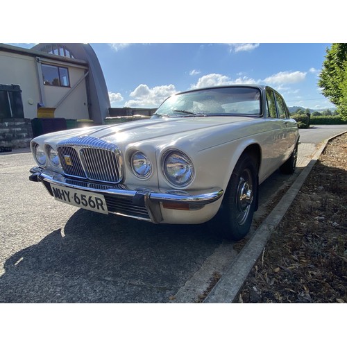 23A - 1976 Daimler Sovereign Series II
Registration number MHY 656R 
New head lining 
New fuel pumps 
Star... 