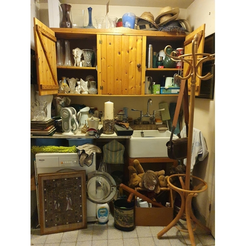 179 - The Utility Room and Toilet.
The contents including an oak wall mirror, 142 x 55 cm wide, a bentwood... 