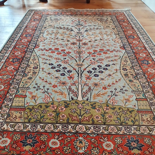 429 - A silk rug, with floral decoration, 156 x 104 cm