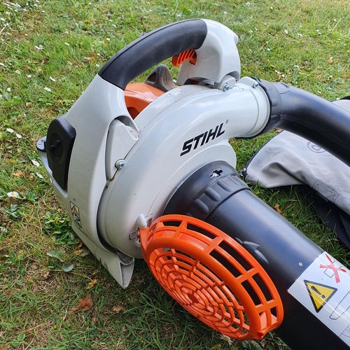 155 - A Stihl SH 86 C petrol leaf blower