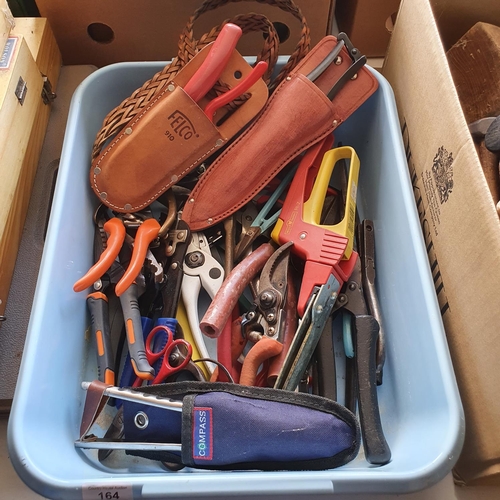 164 - Assorted garden and other shears (box)