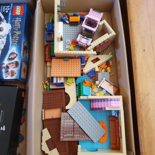 506 - A large group of assorted Lego, some boxed including Harry Potter, and Bonsai Tree, with assorted pa... 