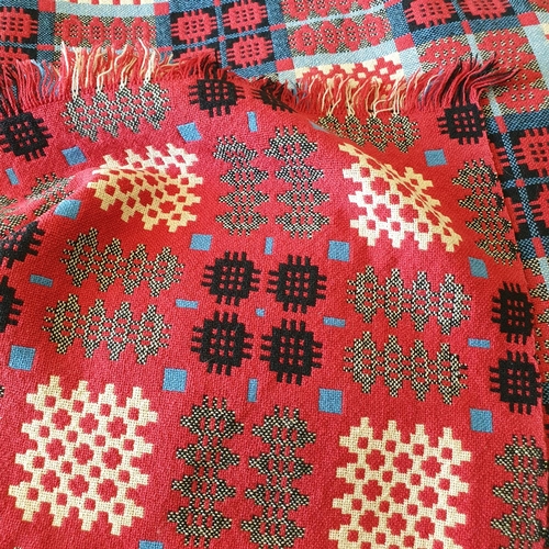 575 - A Welsh type blanket