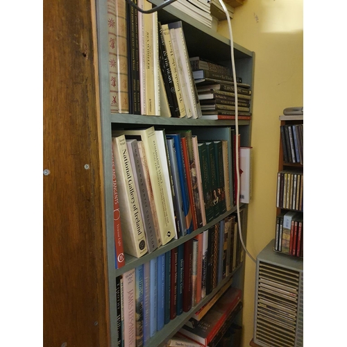 662 - Assorted books, including Lucie Rie, Bernard Leach and others