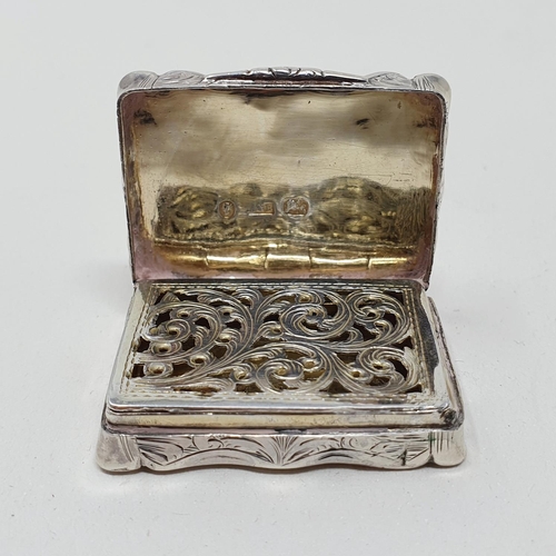 177 - A Victorian silver vinaigrette, Birmingham, 1855, 18 g