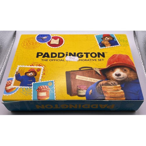 189 - A Paddington official commemorative set, cased