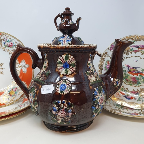 675 - A Barge ware teapot, and FIVE plates (6)