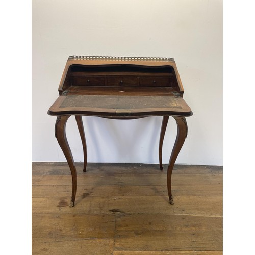 801 - A French rosewood ladies writing bureau, inlaid with flowers, on cabriole legs with gilt metal mount... 