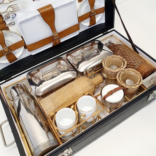 63 - A very rare Drew and Sons Piccadilly, London, four person suitcase picnic and drinking set, c.1909. ... 