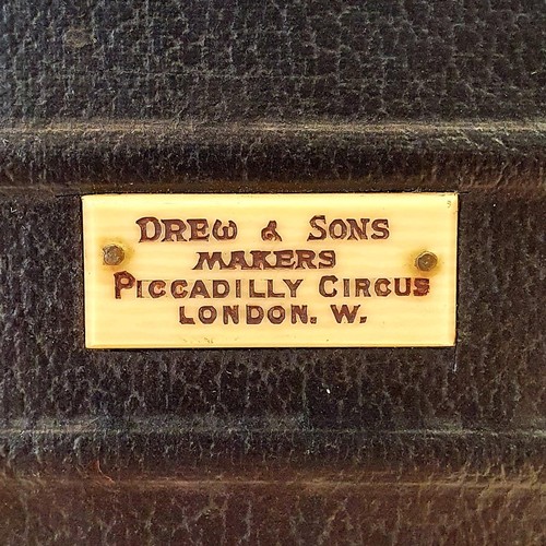 63 - A very rare Drew and Sons Piccadilly, London, four person suitcase picnic and drinking set, c.1909. ... 