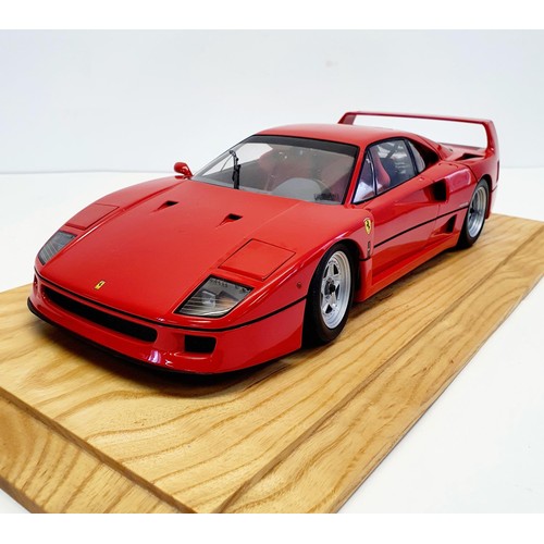 88 - A Kyosho model of a Ferrari F40, in a perspex case