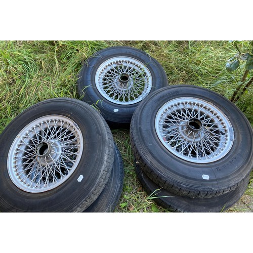 237 - Five wire wheels, with tyres, for an Aston Martin (5)