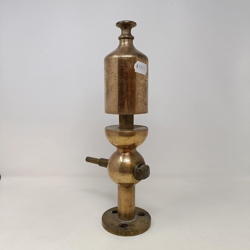 124 - A train bronze steam whistle, 40 cm high