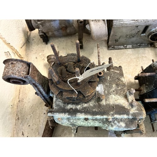 29 - A Heinkel bottom half engine, with half a cylinder head
Being sold without reserve...