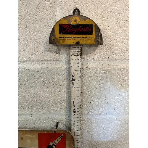 51 - A Motorcraft Garage Sparkplug dispenser, 61 cm wide, a Commercial Ignition Key Parts/Ignition Spares... 