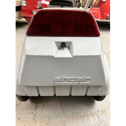 59 - A Sinclair C5 electrically assisted pedal cycle, circa 1985
Being sold without reserve