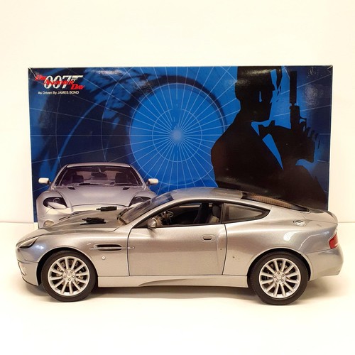 89 - A Kyosho James Bond 007 Aston Martin V12 Vanquish 1:12 scale model, No 08603S, boxed