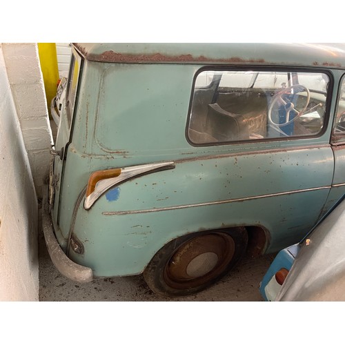 112 - 1964 Lloyd 600 Kombi
Being sold without reserve
Registration number CLH 934B,
Green
Very rare left h... 