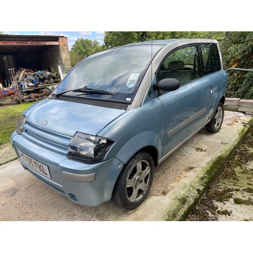 100 - 2005 Microcar MCI
Being sold without reserve
Registration number HX05 FKL
Blue
Alloy wheels
Note: Th... 