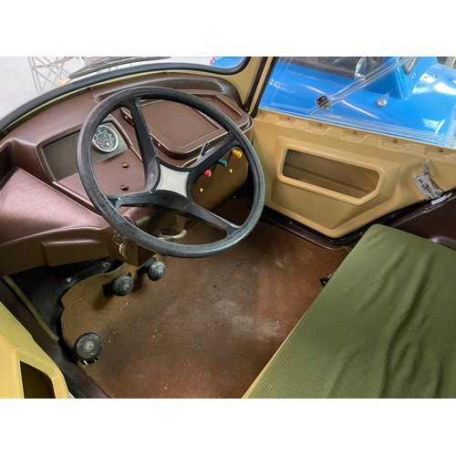 136 - 1970 Flipper
Being sold without reserve
Unregistered
Brown, left hand drive
One of the many 'Sans Pe... 