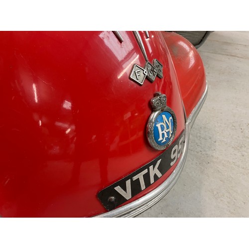 139 - 1960 Messerschmitt KR200
Registration number VTK 951
Red
This KR200 is in original condition, having...