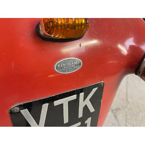 139 - 1960 Messerschmitt KR200
Registration number VTK 951
Red
This KR200 is in original condition, having...