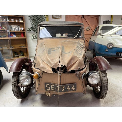 130 - Velorex
Being sold without reserve
Polish registration number SE 7744
350 cc Jawa engine
Brown fabri... 