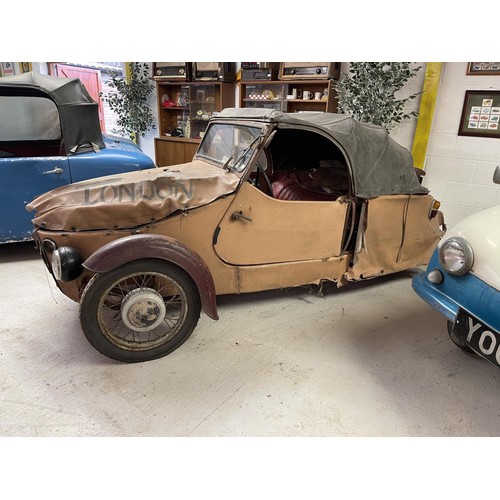 130 - Velorex
Being sold without reserve
Polish registration number SE 7744
350 cc Jawa engine
Brown fabri... 