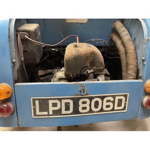 131 - 1966 AC Acedes Mk II
Being sold without reserve
Registration number LPD 806D
Blue
197 cc Villiers en... 