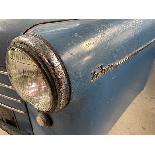 132 - 1955 AC Petite Mk II
Being sold without reserve
Registration number 936 EMP
Blue
346 cc Villiers eng... 