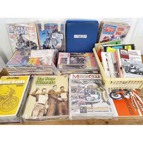 150C - Assorted motorcyle race programmes, 1950's onwards, including Hutchison 100, Mallory Park and Silver... 