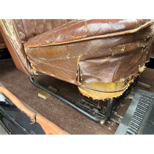 44 - 1939 Morris 8E Saloon
Registration number TFF 296
Black with brown leather interior
Current owner fo... 