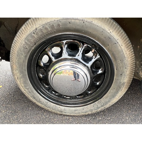 44 - 1939 Morris 8E Saloon
Registration number TFF 296
Black with brown leather interior
Current owner fo... 