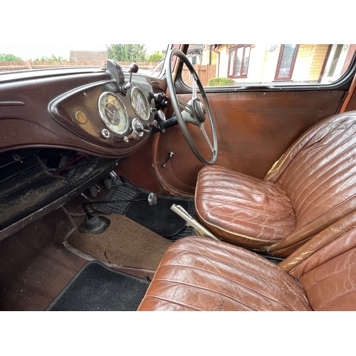 44 - 1939 Morris 8E Saloon
Registration number TFF 296
Black with brown leather interior
Current owner fo... 