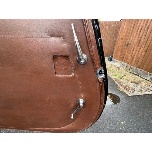 44 - 1939 Morris 8E Saloon
Registration number TFF 296
Black with brown leather interior
Current owner fo... 