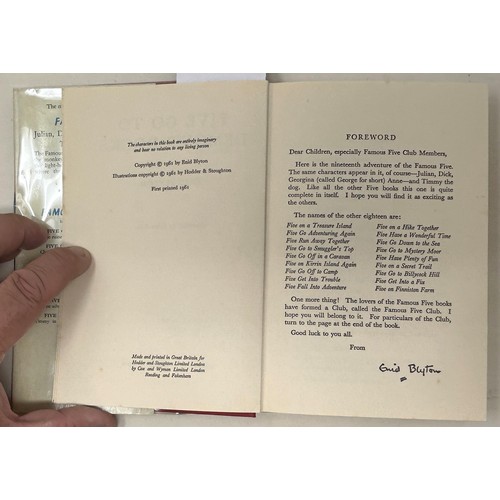 65 - Blyton (Enid), Five Are Together Again, Five Have A Mystery To Solve, Five Go To Demons Rocks, Five ... 