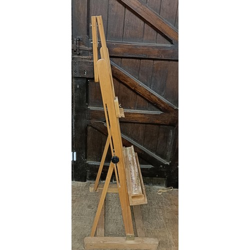 223 - A 20th century artist's easel, 160 cm high