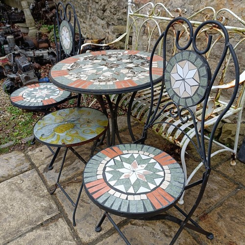 621 - A garden table, 60 cm diameter, two matching chairs, a stool, and a garden bench (5)