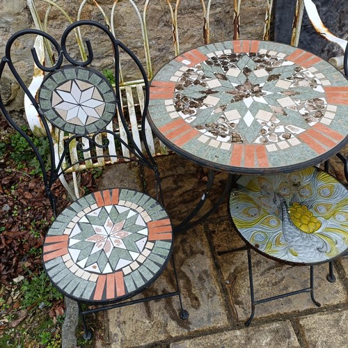 621 - A garden table, 60 cm diameter, two matching chairs, a stool, and a garden bench (5)