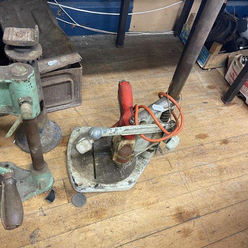 448 - A Wankle engine and gearbox,  Villiers engine, another similar and assorted tools and other items (q... 