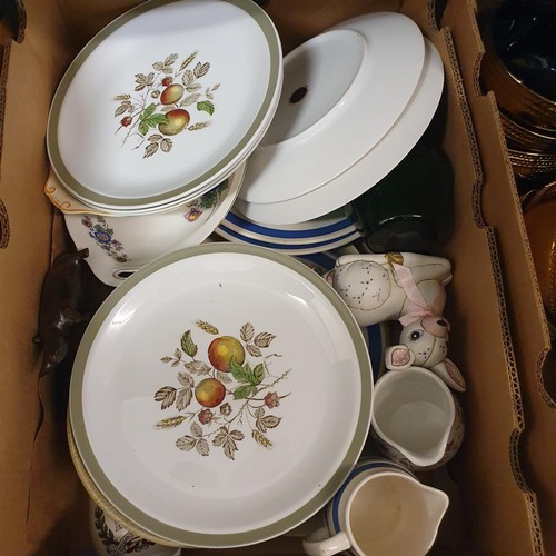 342 - A Susie Cooper part dinner service, assorted ceramics and other items (5 boxes)