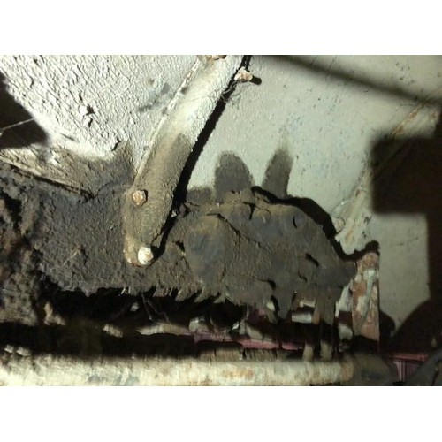 19 - 1935 Bentley 3.5 Litre Thrupp & Maberly DHC
Registration number HDV 278
Chassis number B-8-DG
Black ... 